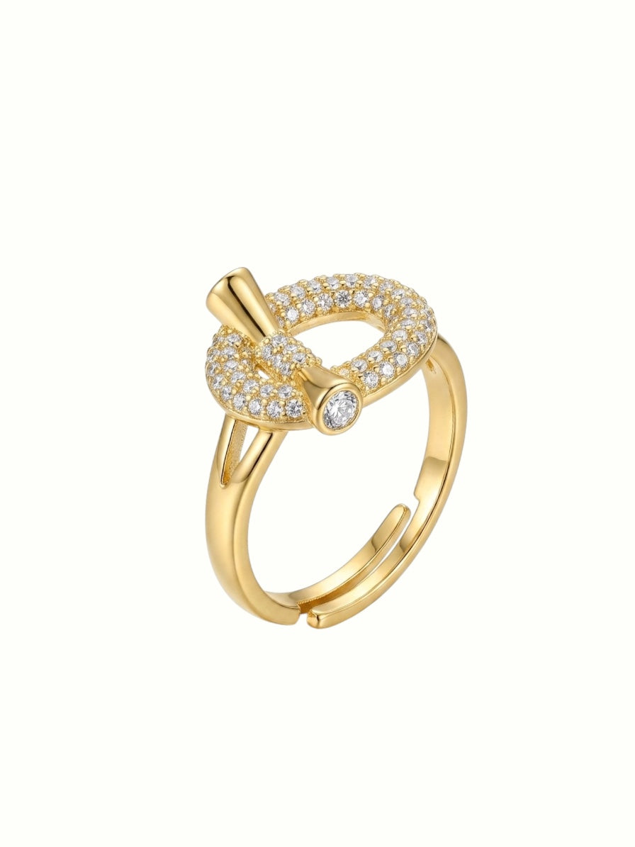 Eterna knot ring