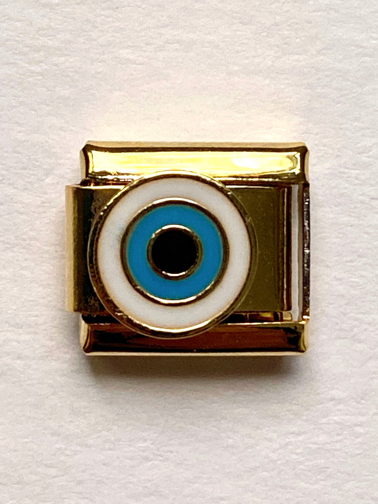 Mystic eye charm