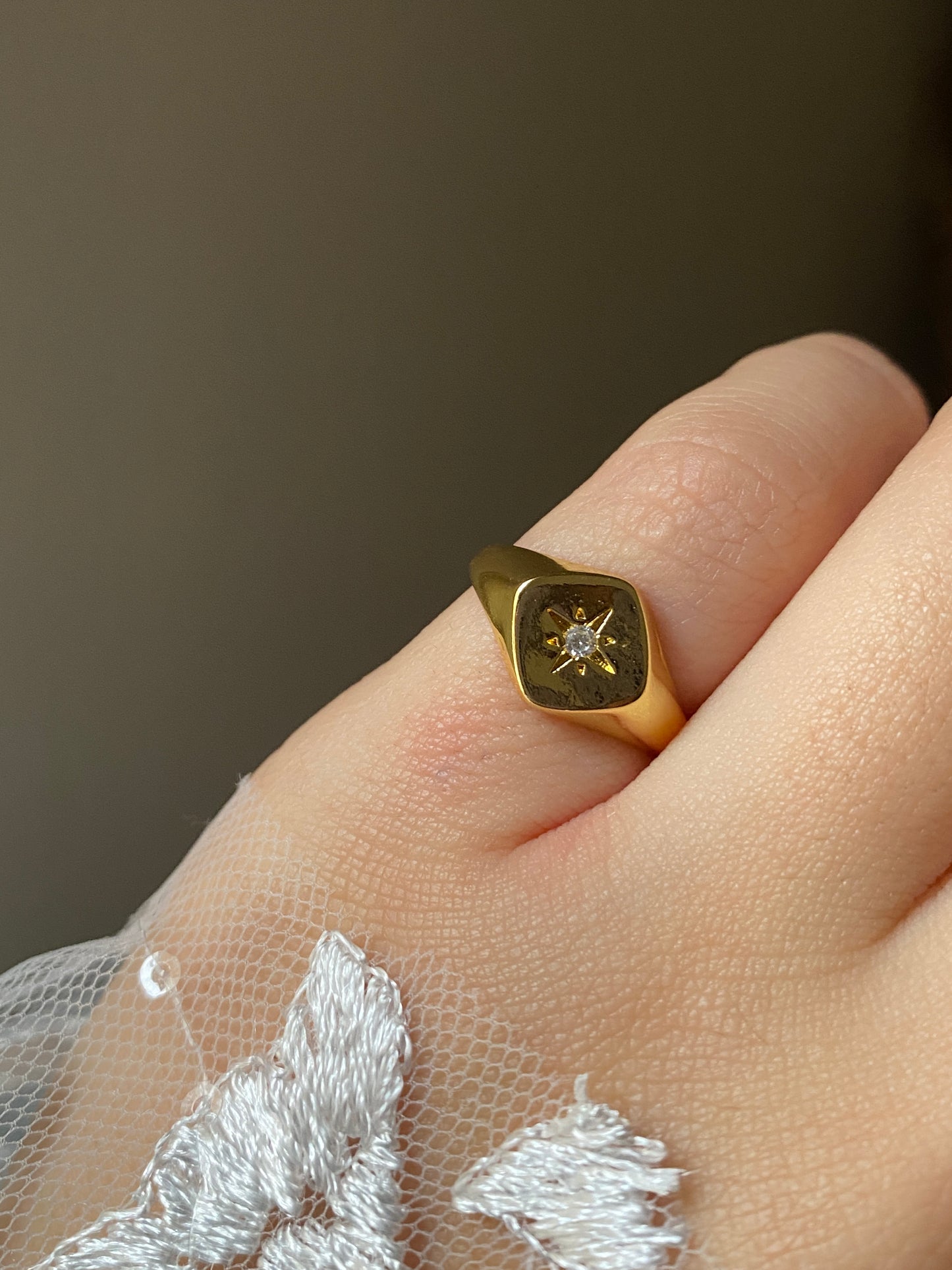 Solaris Pinky Ring