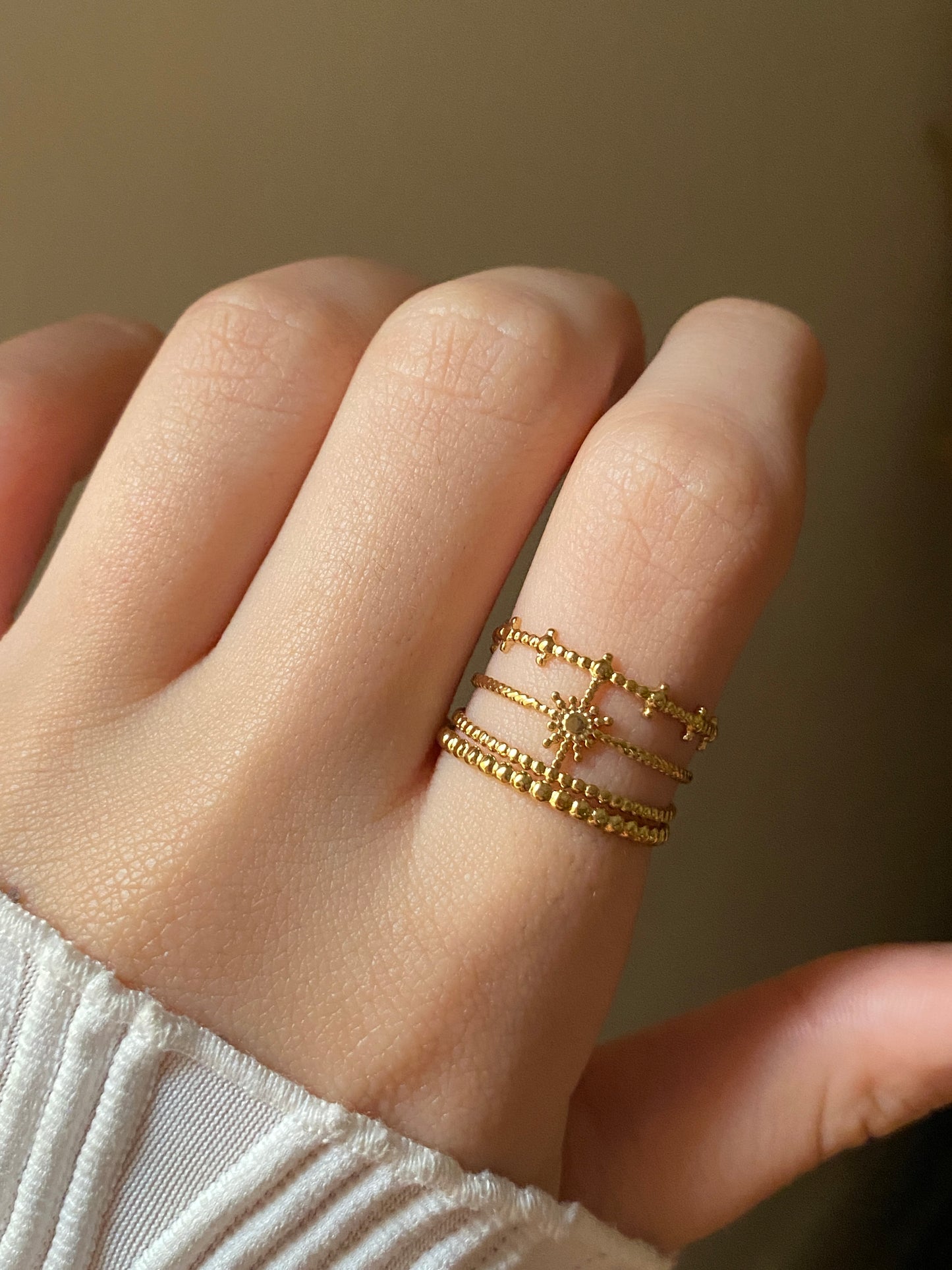 Luna star ring