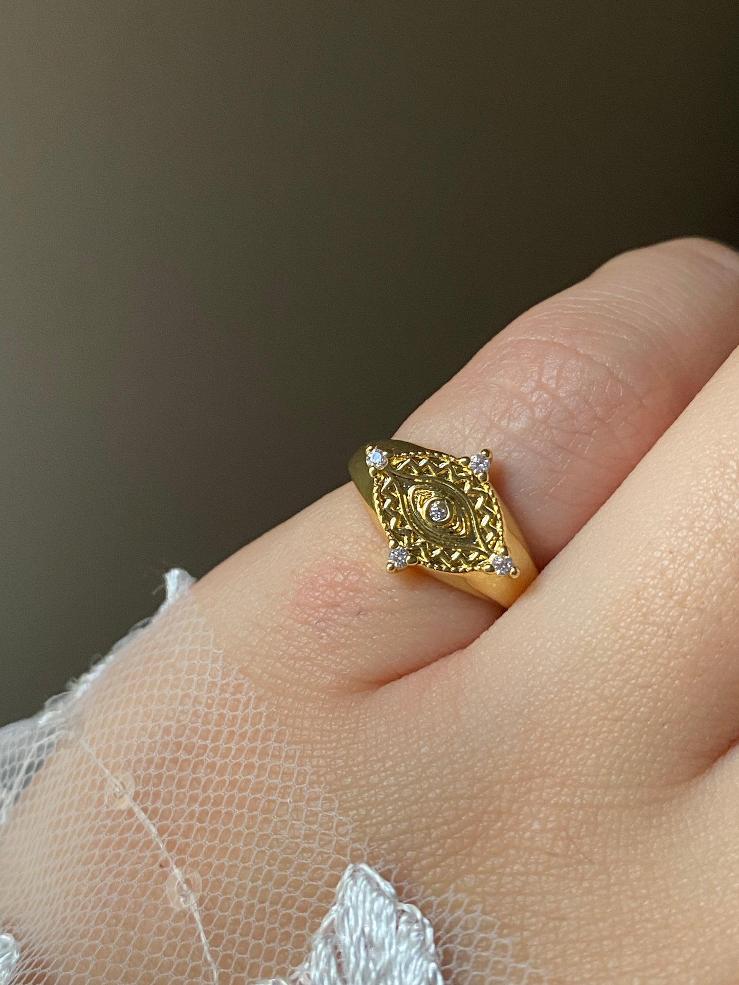 Vogue Pinky Ring