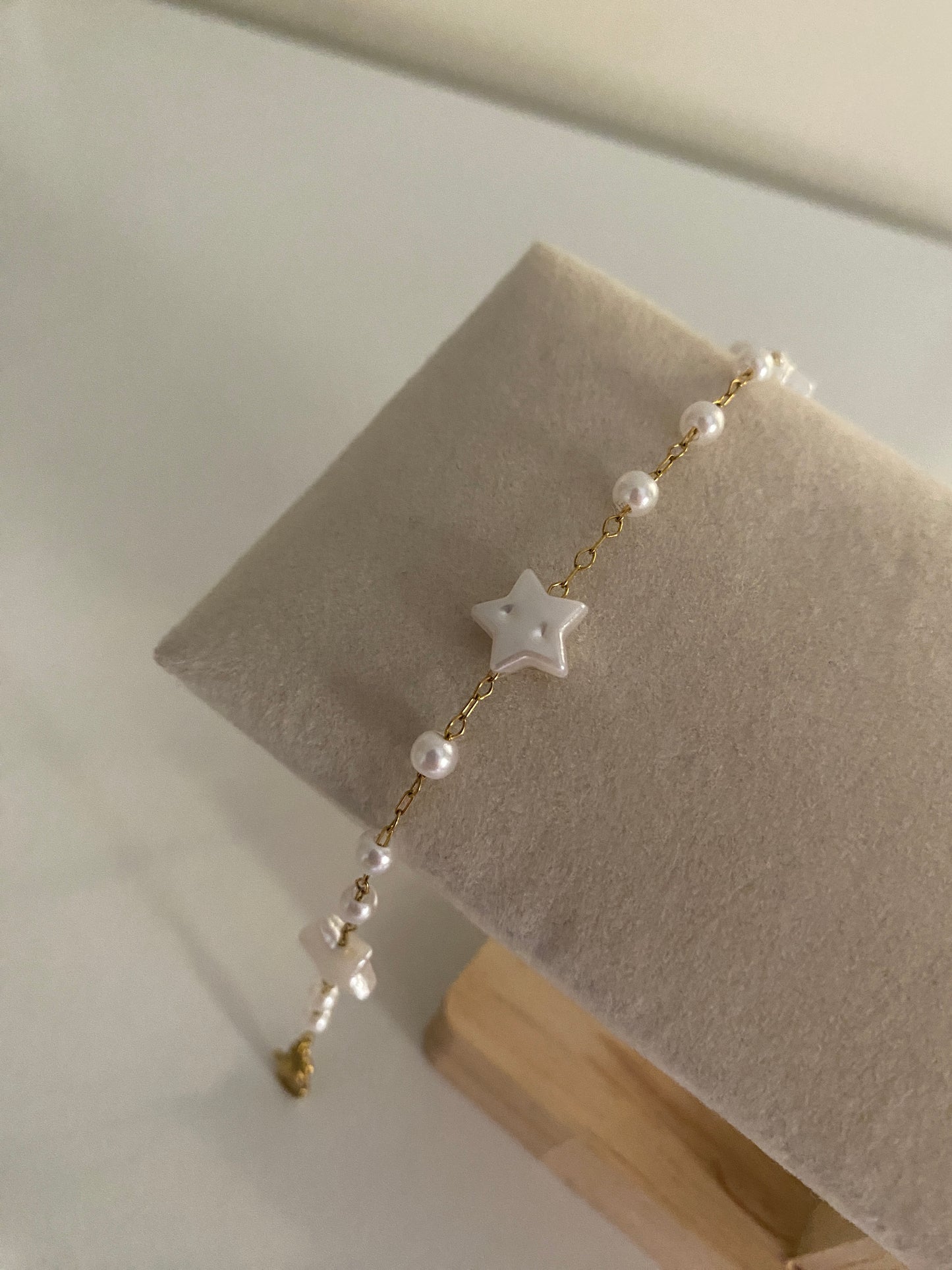 Pearly Star Bracelet