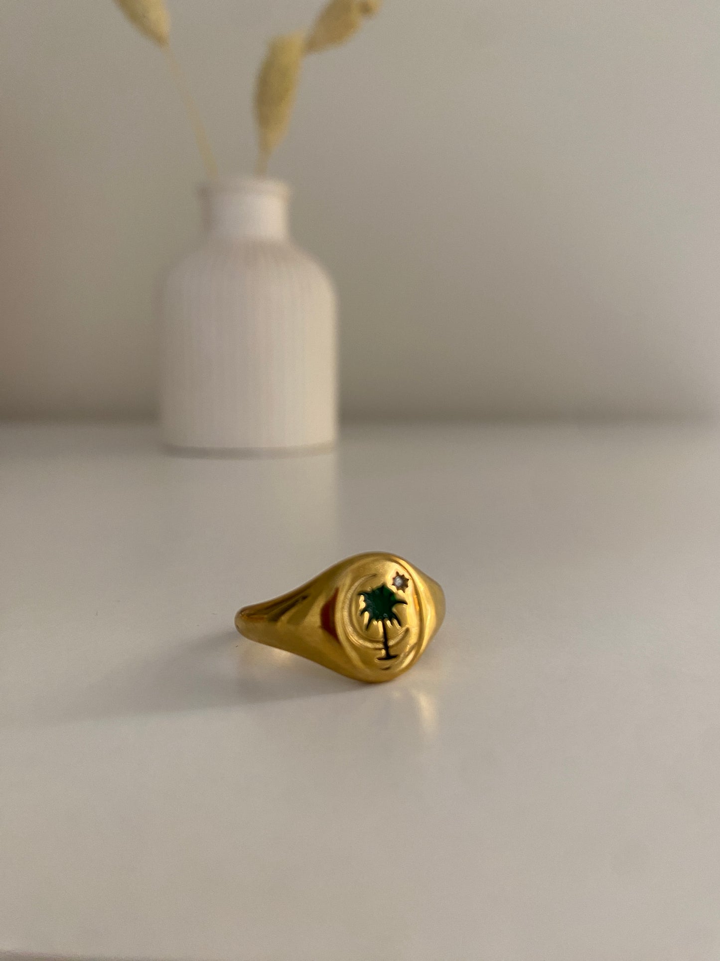 Palm Ring