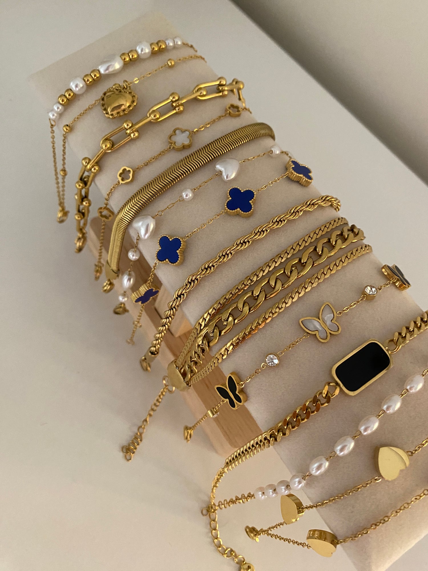 Bracelets & Bangles
