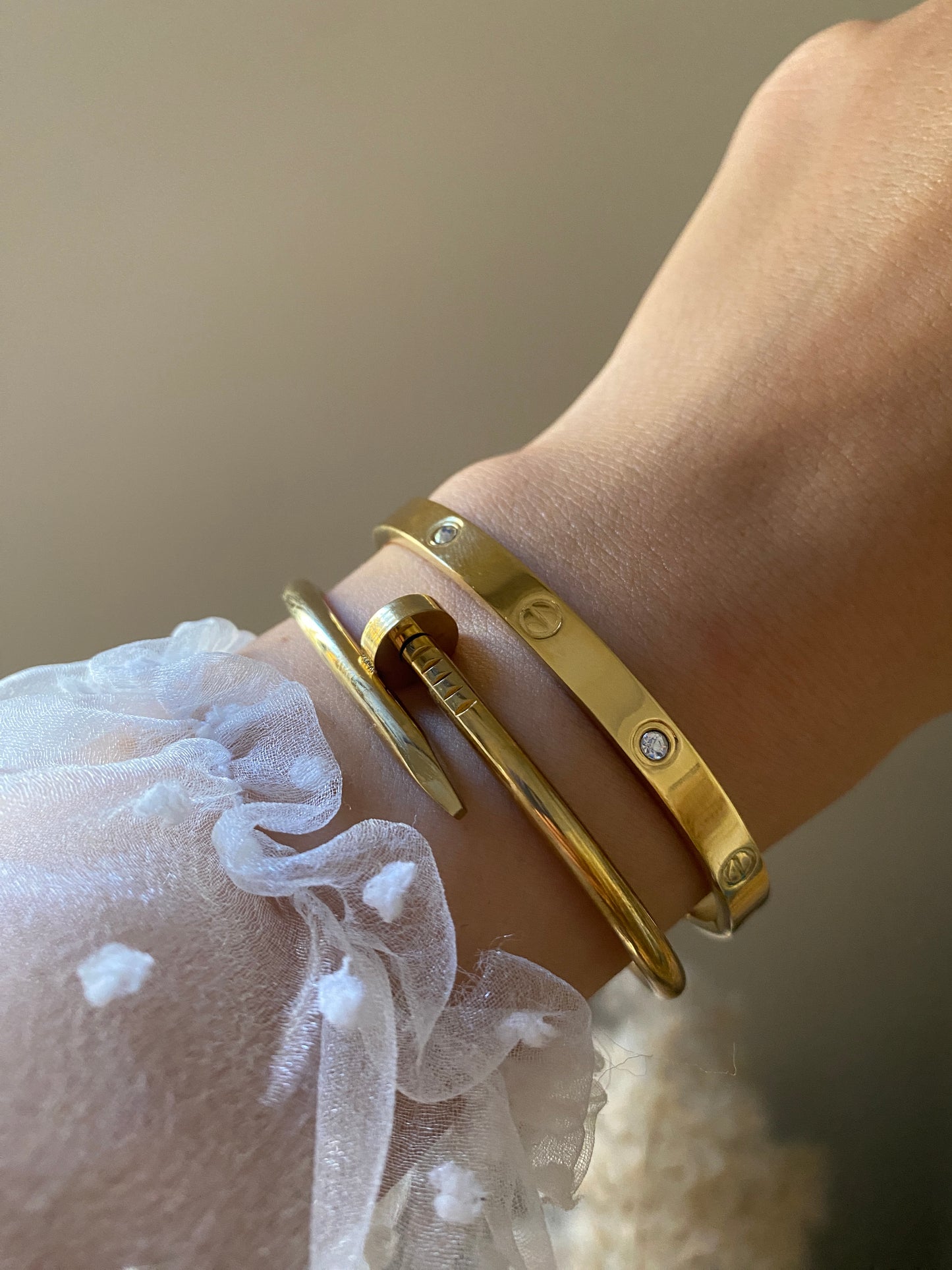 Cloved Cartier Bangle