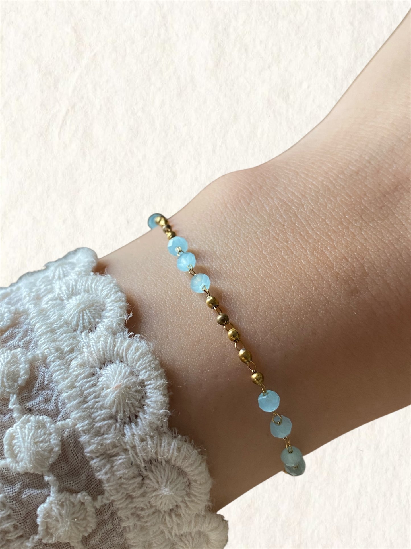 Icy Bloom Bracelet