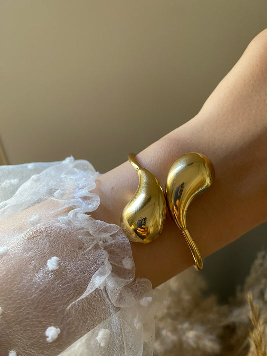 Droplet bangle