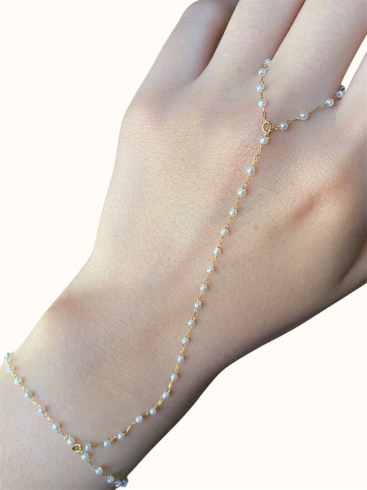 Pearl thread hand chain