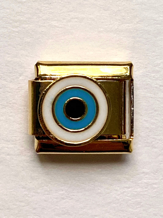 Mystic eye charm