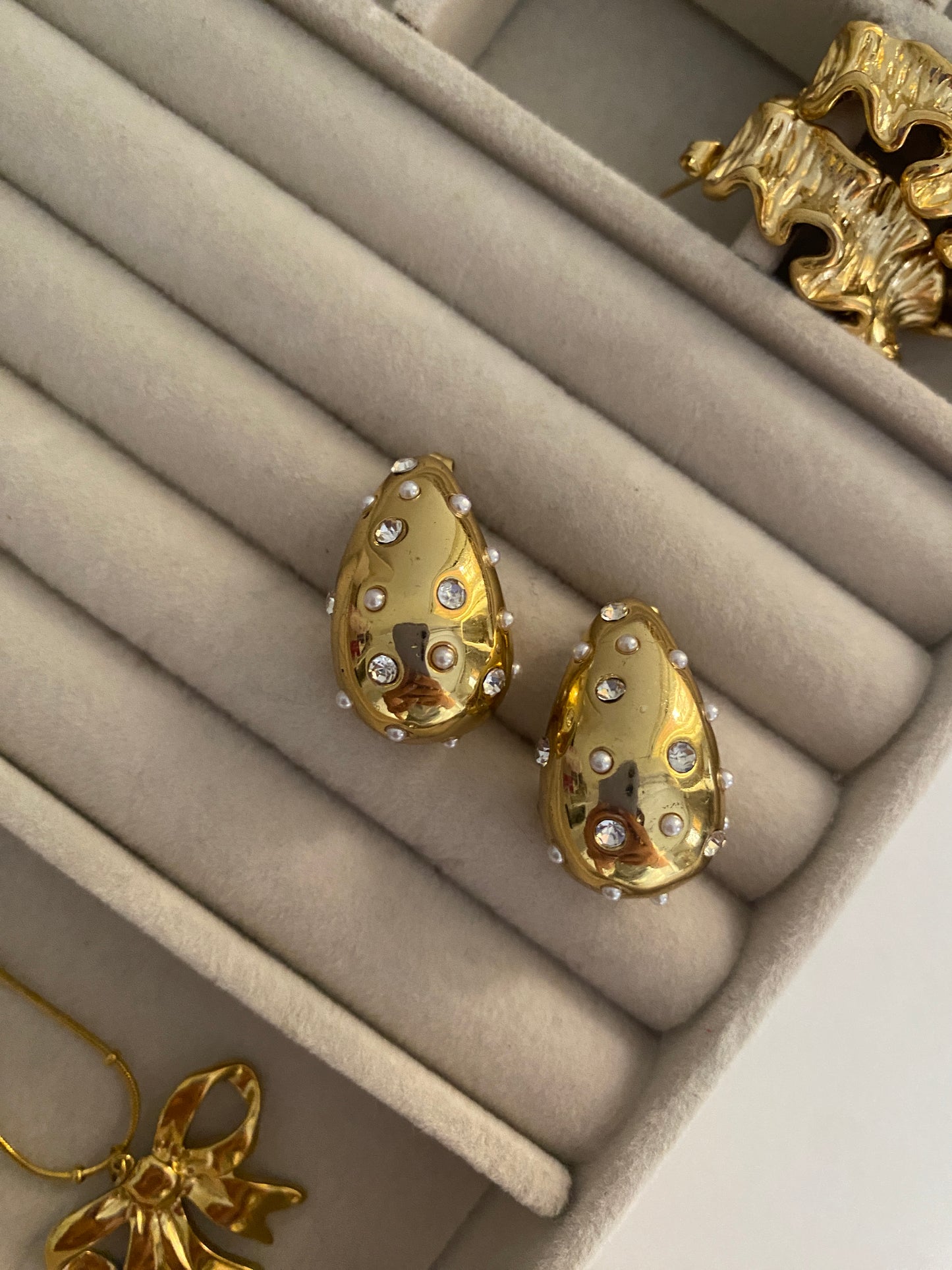 Cloved Bottega Earring