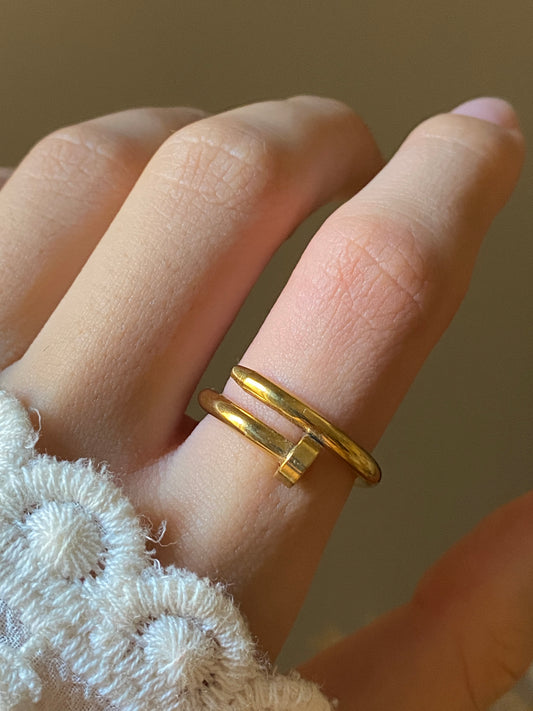 Nail Ring