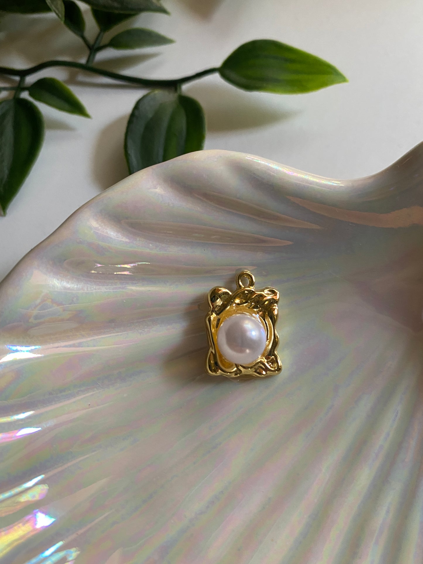 Pearl Charm