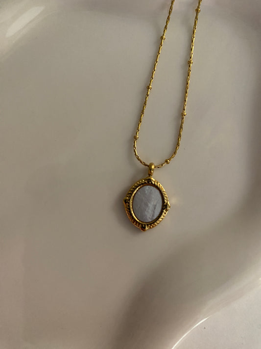 Oval Mirror Necklace