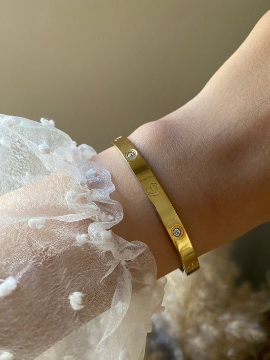Cloved Cartier Bangle