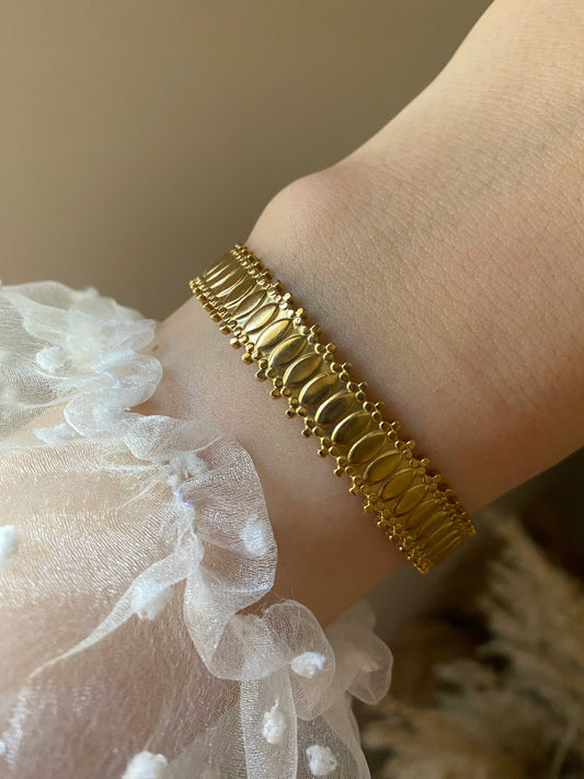 Zeina Bangle