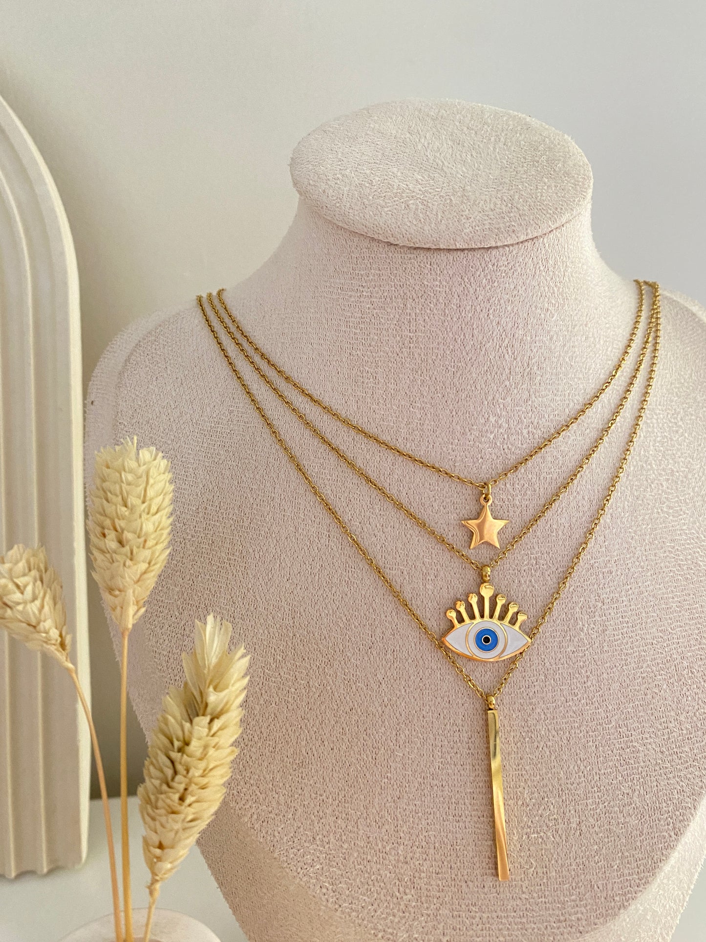Three Layer Eye Necklace