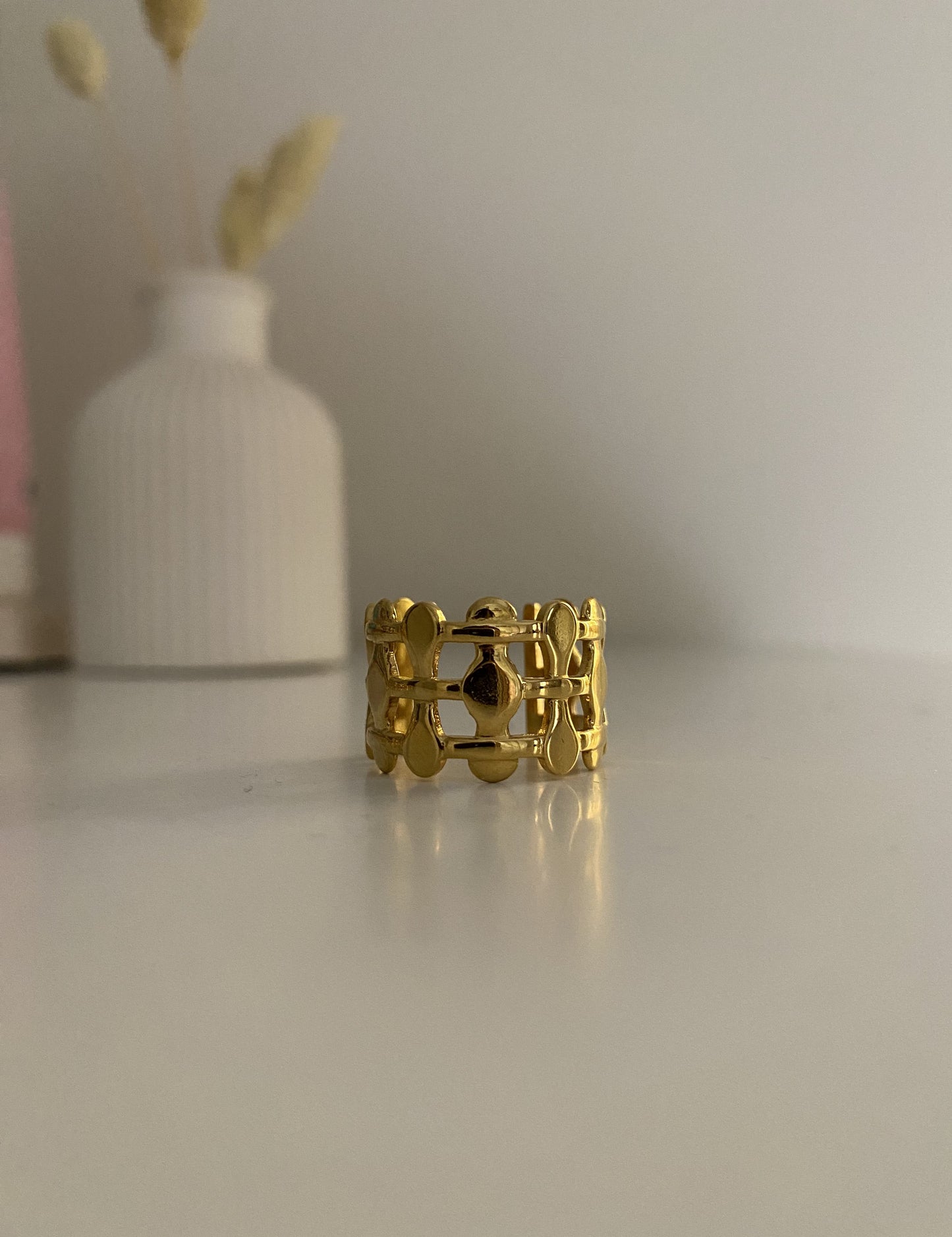 Interlinked Ring