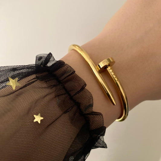 Nail Bangle