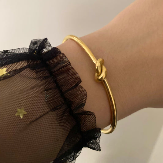 Knot Bangle